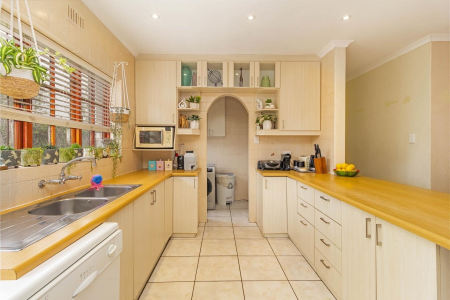 6 Bedroom Property for Sale in Tijgerhof Western Cape